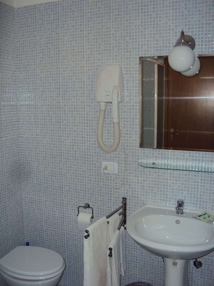 Vintage Hotel มอนเตกาตินี แตร์เม ภายนอก รูปภาพ